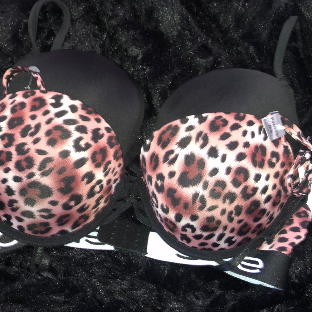 2 bras
